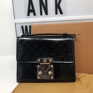 Louis Vuitton anouchka PM Vernis Monogram Wallet